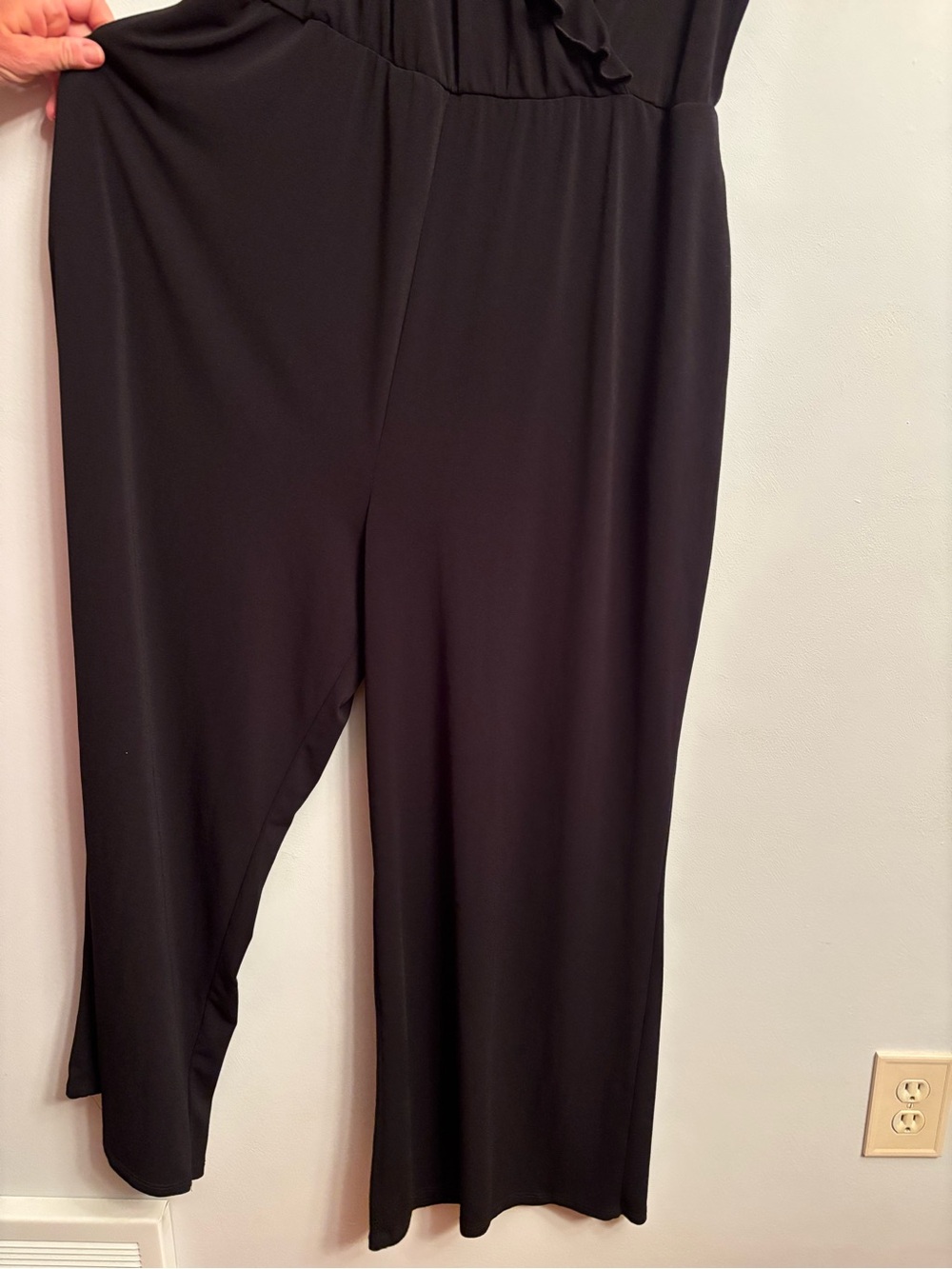 ModCloth Sleeveless Ruffle V-Neck Jumpsuit - Picture 8 of 8
